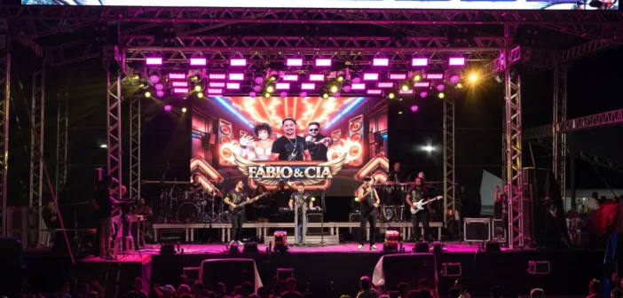BANDA FÁBIO E CIA LEVOU MUITA ANIMAÇÃO AO 27º FESTSOL 2026